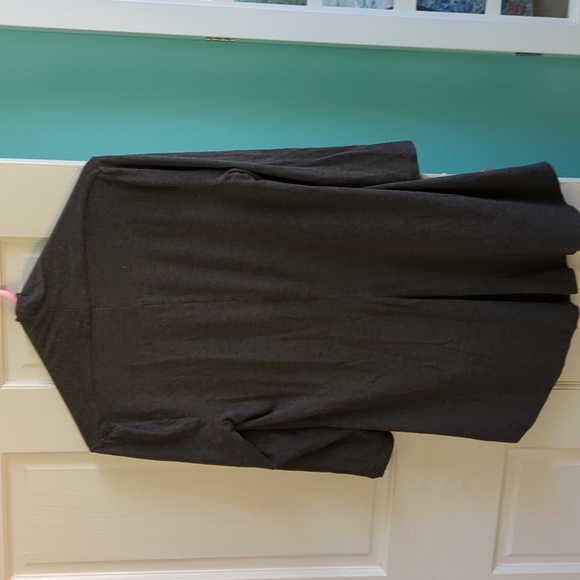 High low woman's shirt - Picture 5 of 10